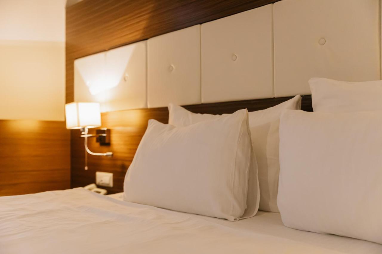 Hotel Dukagjini Peć Zewnętrze zdjęcie