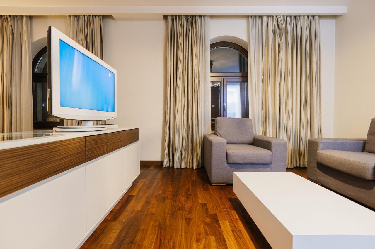 Hotel Dukagjini Peć Zewnętrze zdjęcie