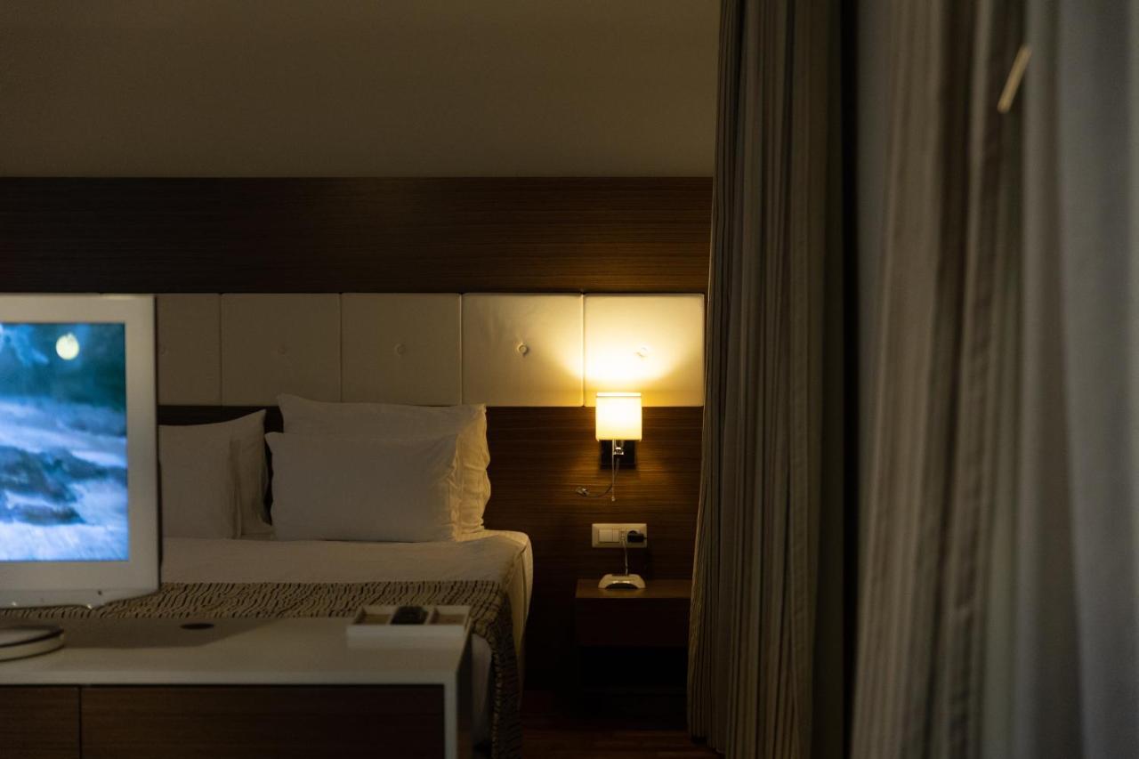 Hotel Dukagjini Peć Zewnętrze zdjęcie