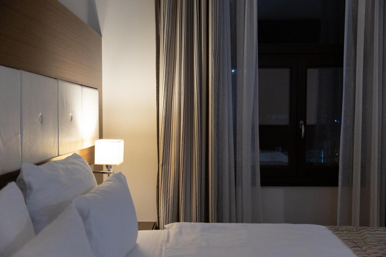 Hotel Dukagjini Peć Zewnętrze zdjęcie