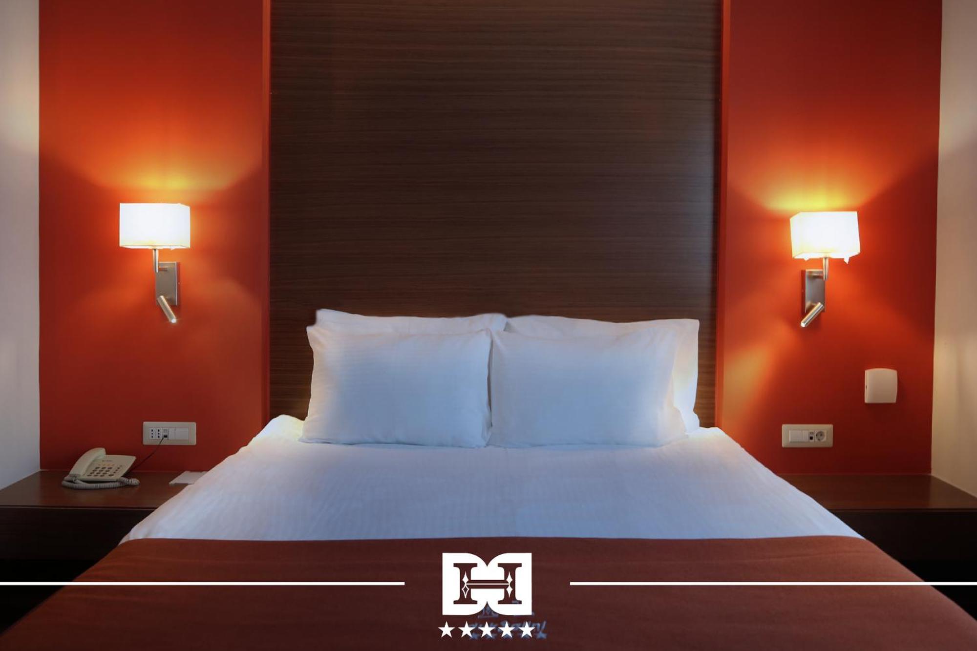 Hotel Dukagjini Peć Zewnętrze zdjęcie