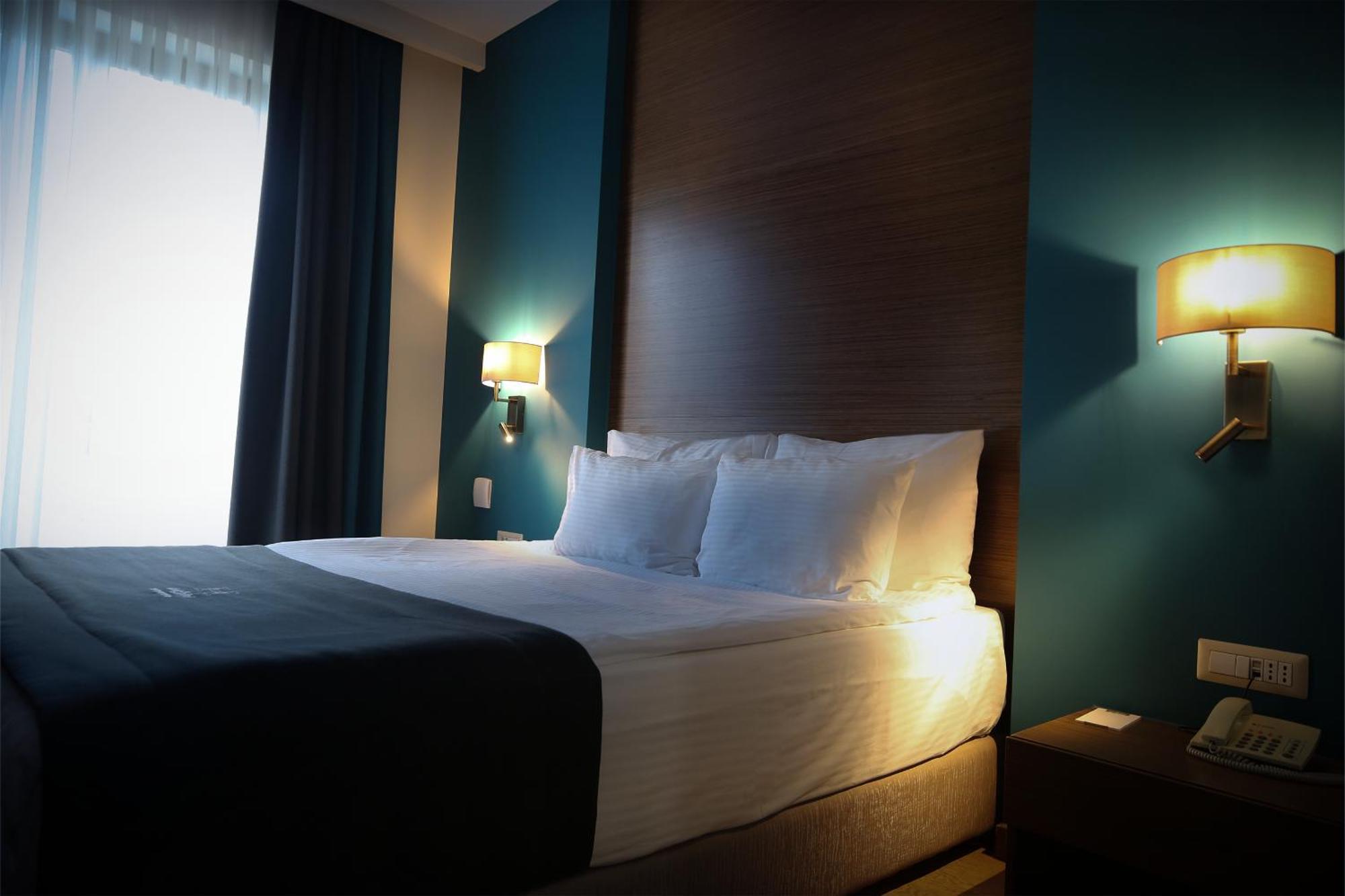 Hotel Dukagjini Peć Zewnętrze zdjęcie